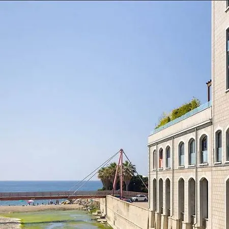 Casa Adriana Savona