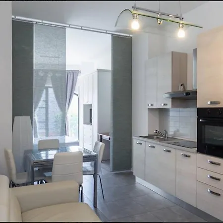 Casa Adriana Apartment *